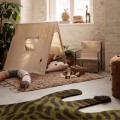 Namiot dziecięcy z haftem biedronki - ferm living