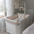 Łóżeczko białe drewniane rosnące z dzieckiem Sebra Bed Baby & Jr.